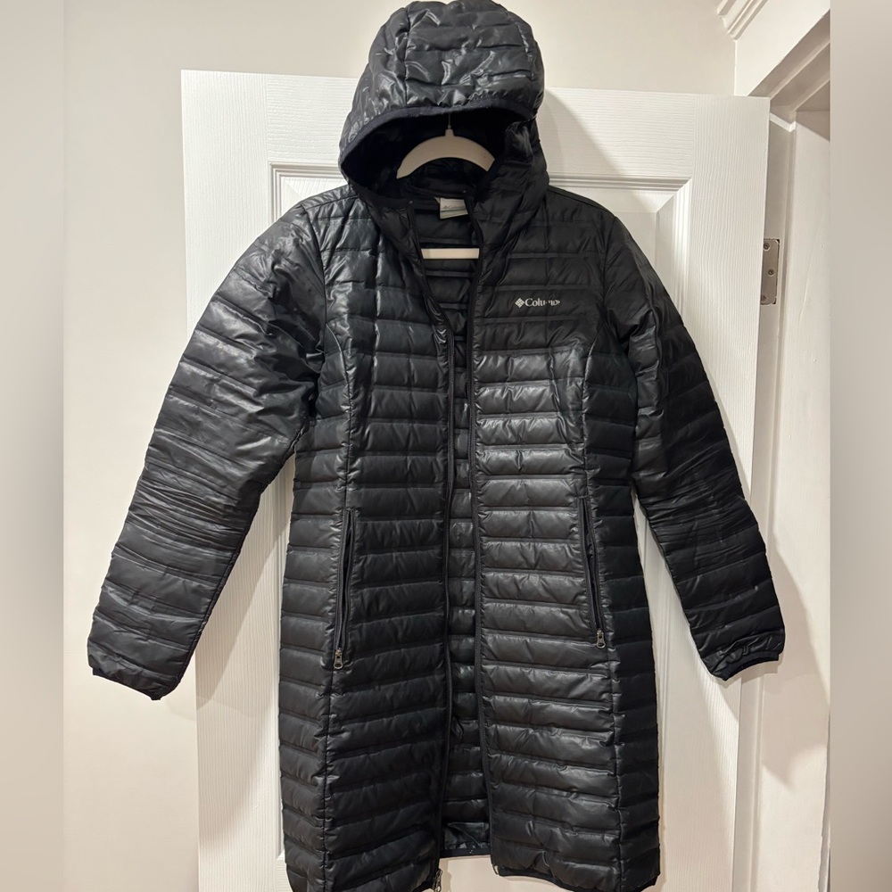 Lightweight, long Columbia jacket for Spring